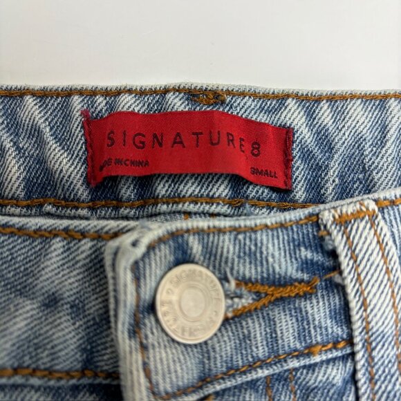 Signature 8 Cuffed Straight Women's size Small medium Blue Denim jeans   Great C - Picture 2 of 4